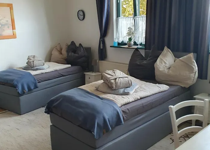 Mahler Wir Sind Guenstig, Wittenberge, Perleberg, Heiligengrabe, Wittstock ,pritzwalk, Kyritz, Putlitz, An Der A 24 Lägenhet Pritzwalk