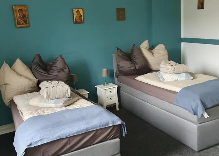 Mahler Wir Sind Guenstig, Wittenberge, Perleberg, Heiligengrabe, Wittstock ,pritzwalk, Kyritz, Putlitz, An Der A 24 Lägenhet *